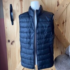 Eddie Bauer Puffer Vest - Black (S)